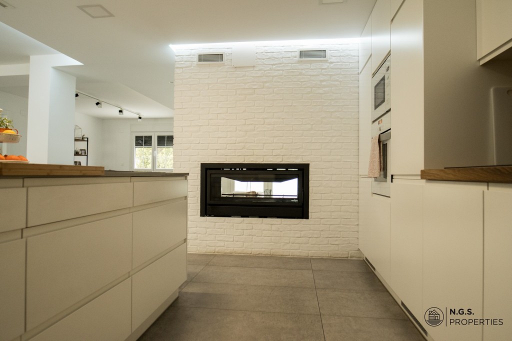 3 Bed, 3 Bath, ApartmentFor Sale, Jacarilla, Alicante