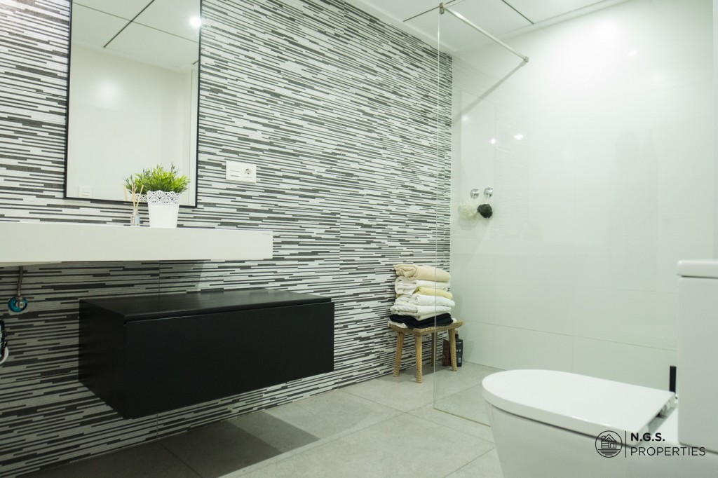 3 Bed, 3 Bath, ApartmentFor Sale, Jacarilla, Alicante