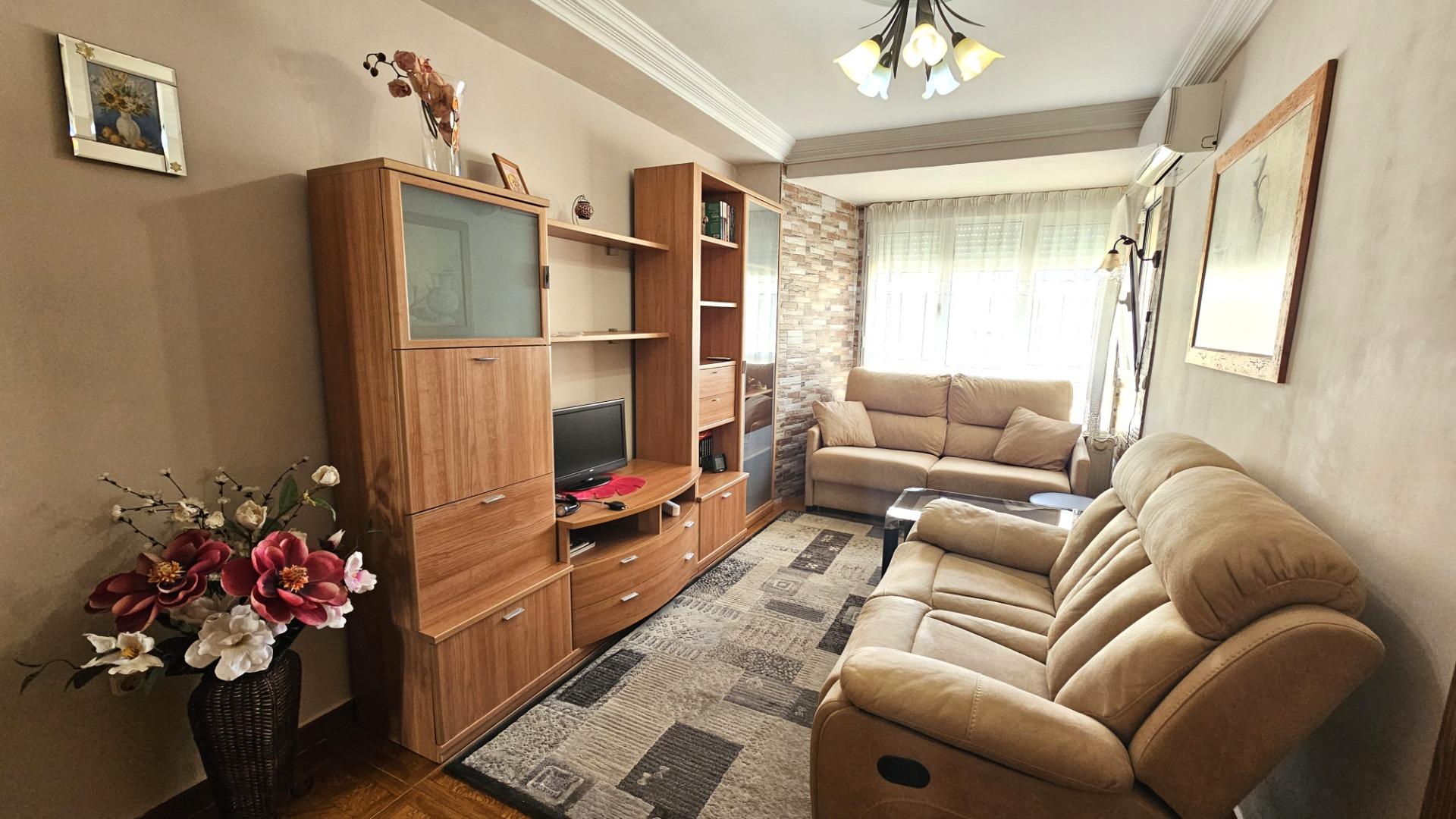 3 Bed, 1 Bath, ApartmentFor Sale, Torrevieja, Alicante