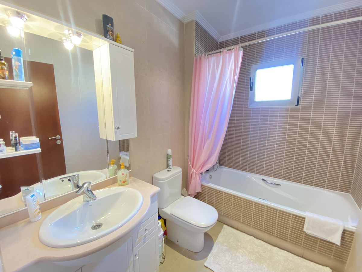 3 Bed, 2 Bath, HouseFor Sale, Rojales, Alicante