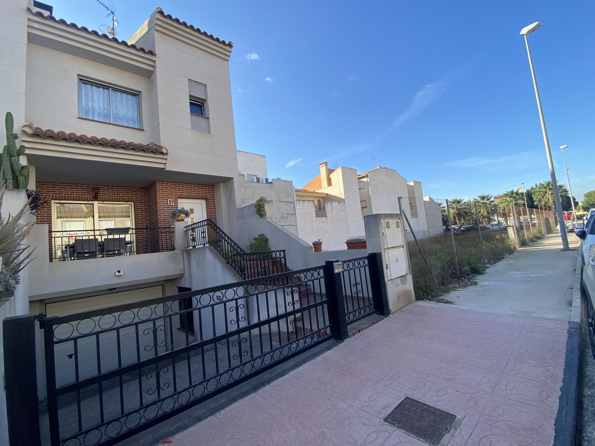 3 Bed, 2 Bath, HouseFor Sale, Rojales, Alicante