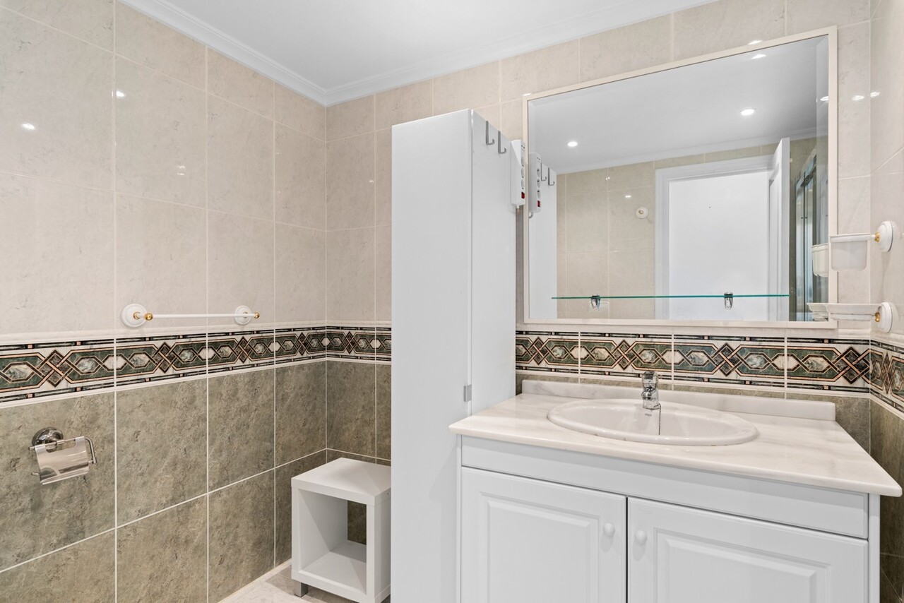 2 Bed, 2 Bath, ApartmentFor Sale, Campoamor, Alicante