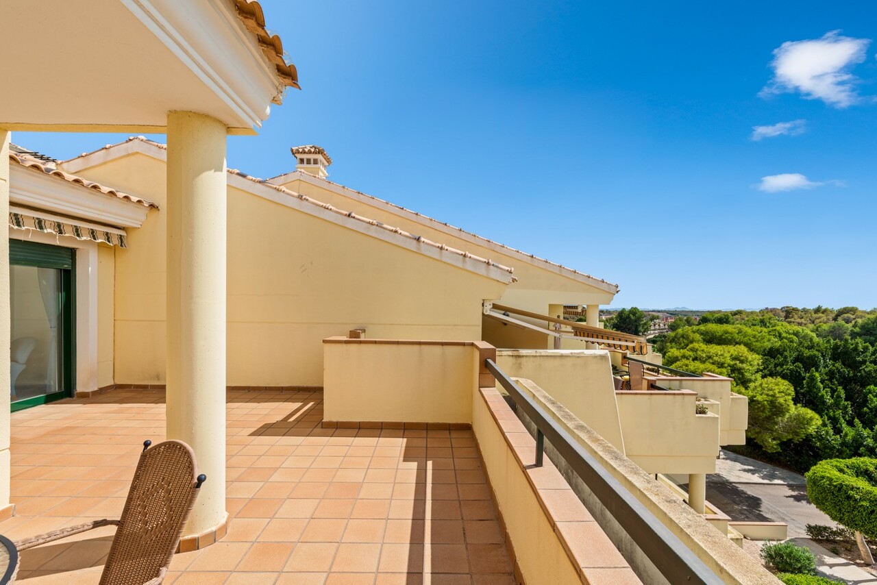 2 Bed, 2 Bath, ApartmentFor Sale, Campoamor, Alicante