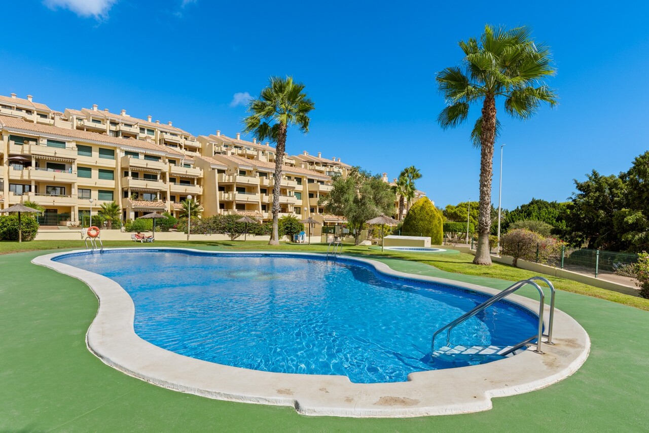 2 Bed, 2 Bath, ApartmentFor Sale, Campoamor, Alicante