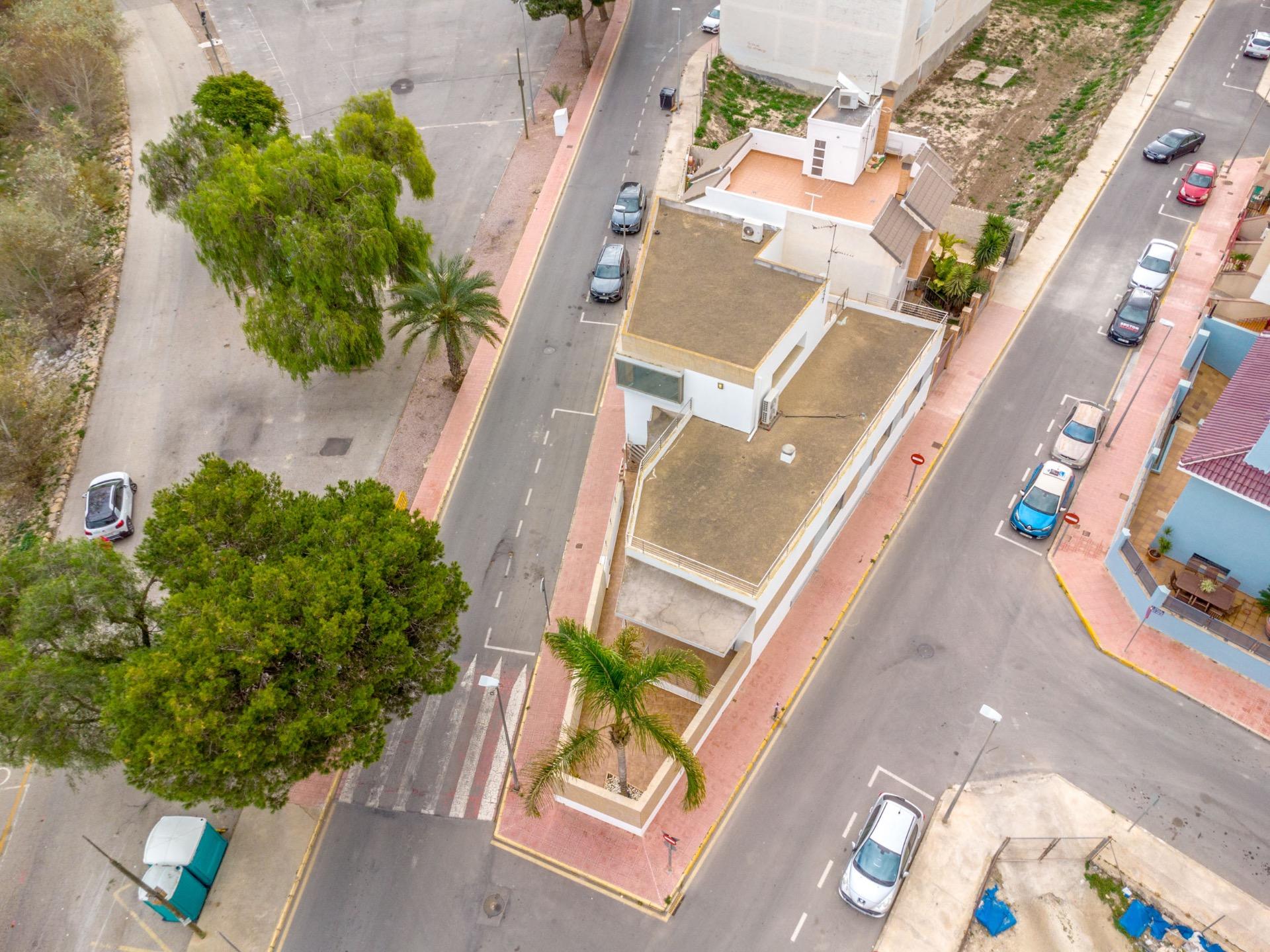 4 Bed, 2 Bath, HouseFor Sale, Rojales, Alicante