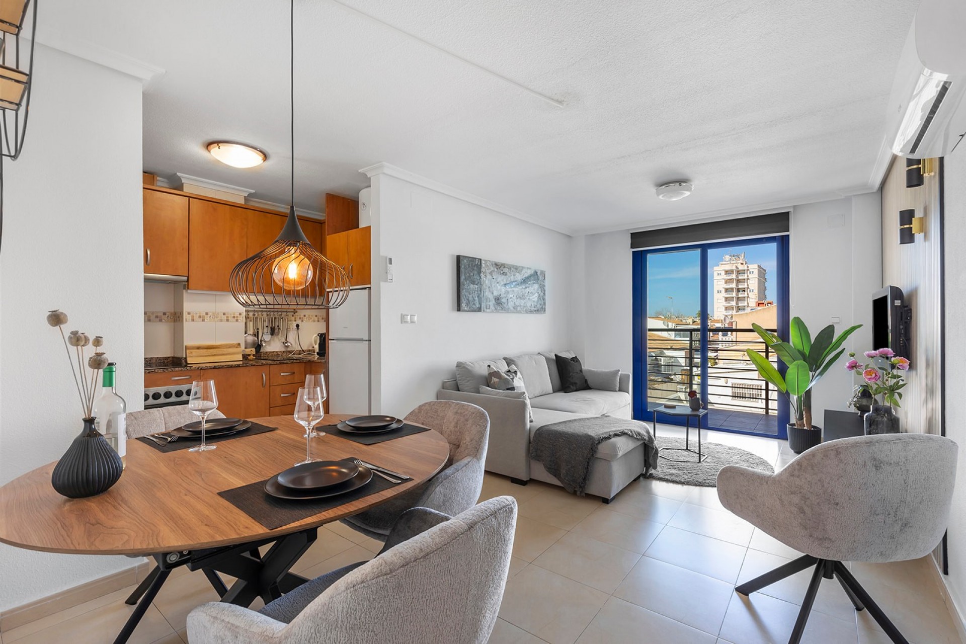 1 Bed, 1 Bath, ApartmentFor Sale, Torrevieja, Alicante