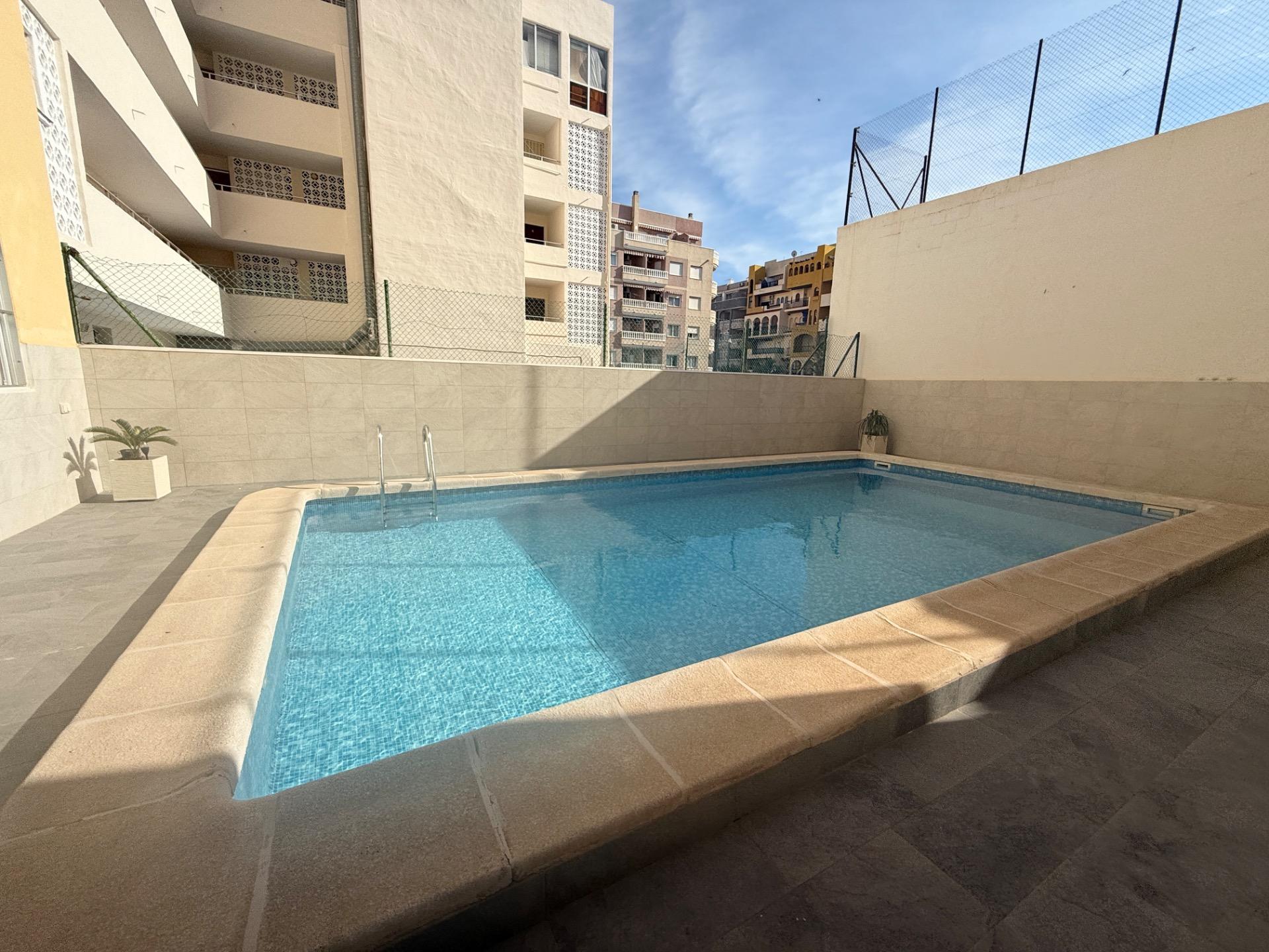 3 Bed, 2 Bath, ApartmentFor Sale, Torrevieja, Alicante