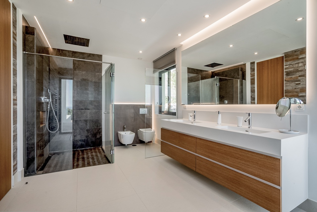 5 Bed, 5 Bath, HouseFor Sale, Marbella, Malaga