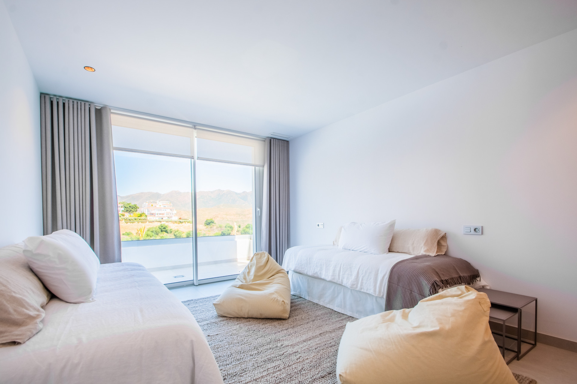 3 Bed, 3 Bath, HouseFor Sale, Marbella, Malaga