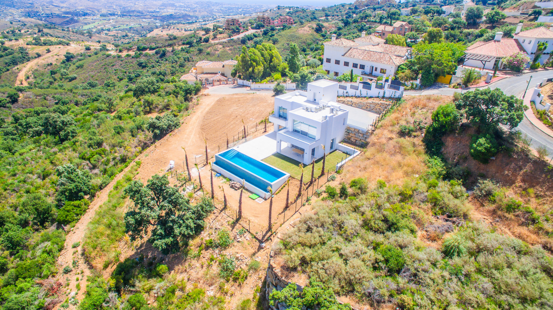 3 Bed, 3 Bath, HouseFor Sale, Marbella, Malaga