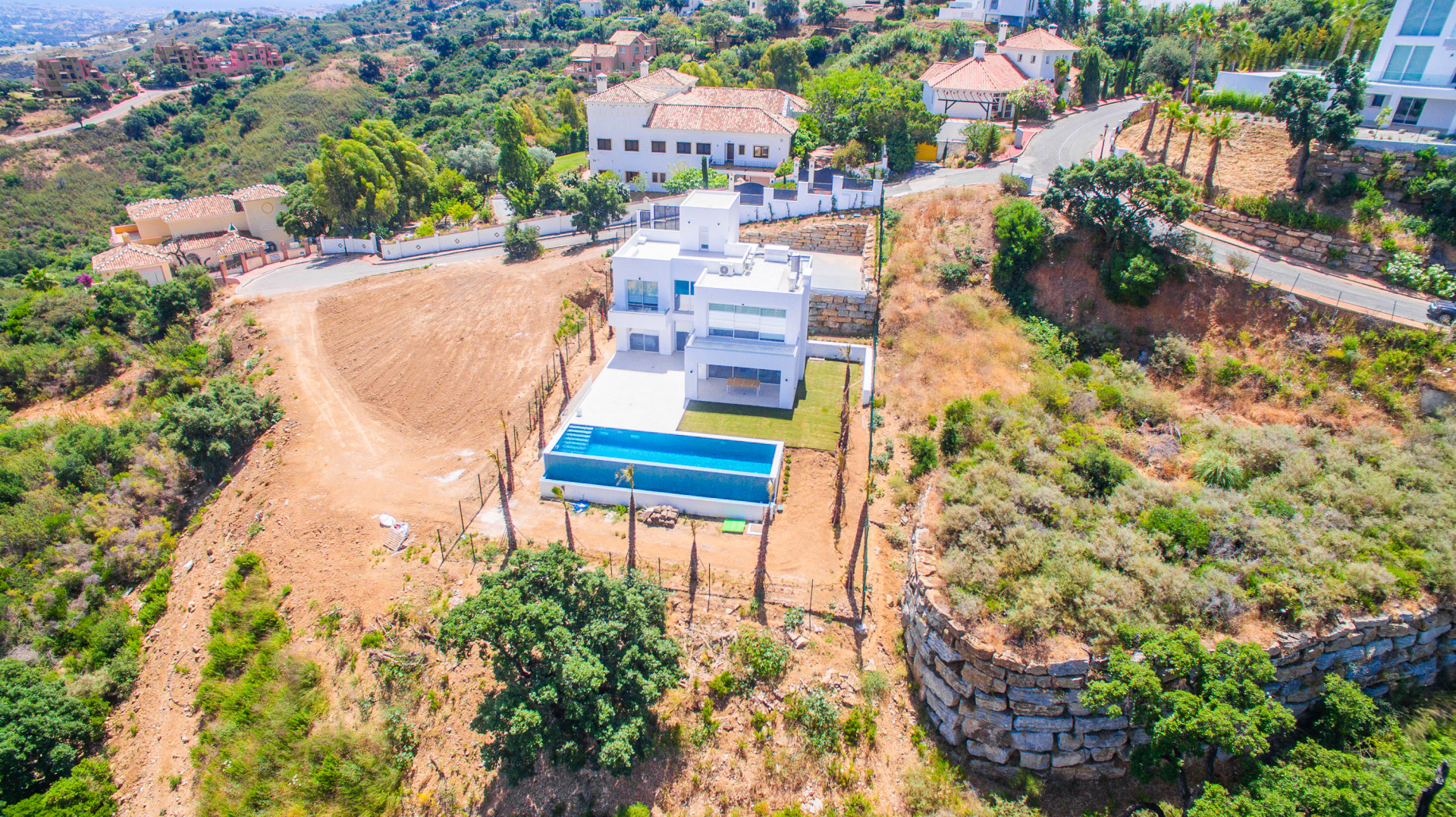 3 Bed, 3 Bath, HouseFor Sale, Marbella, Malaga
