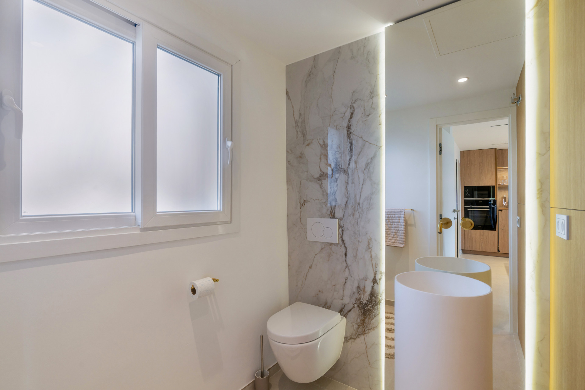 3 Bed, 2 Bath, HouseFor Sale, Benahavis, Malaga