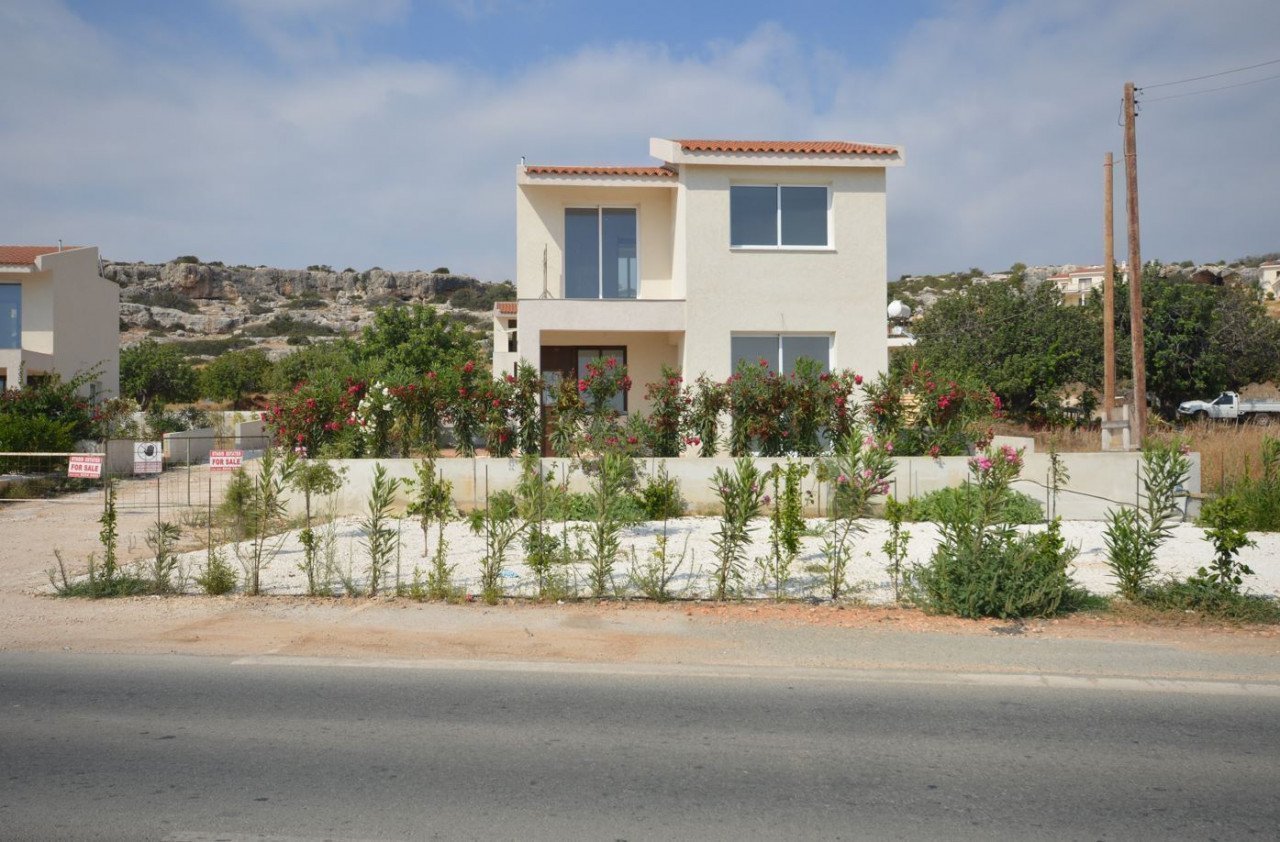 3 Bed, 3 Bath, HouseFor Sale, Coral Bay, Paphos