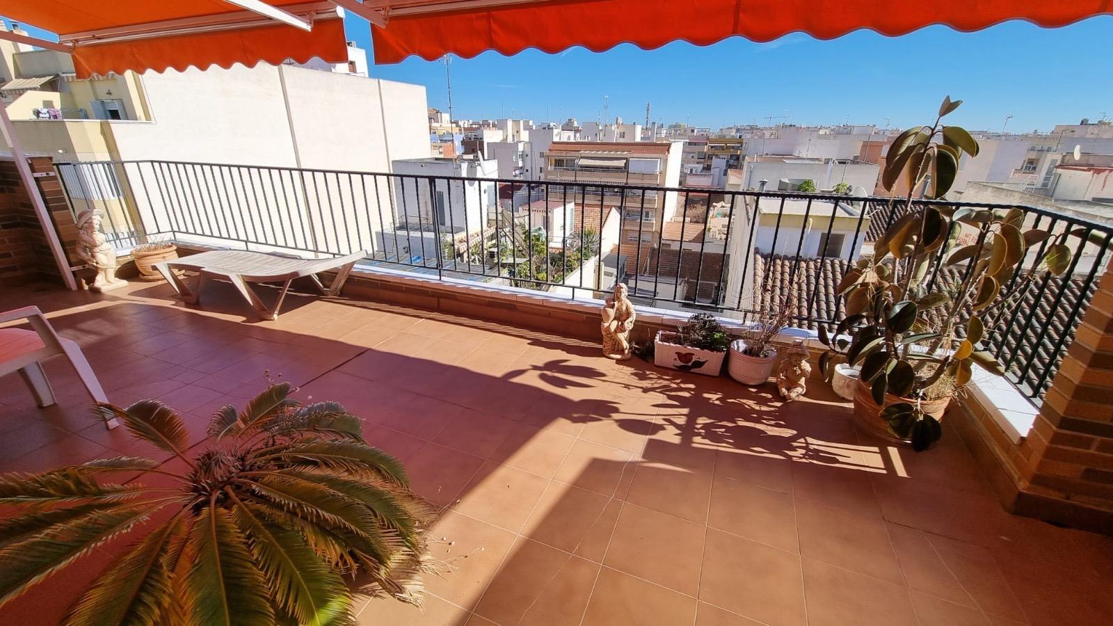 2 Bed, 1 Bath, ApartmentFor Sale, Torrevieja, Alicante