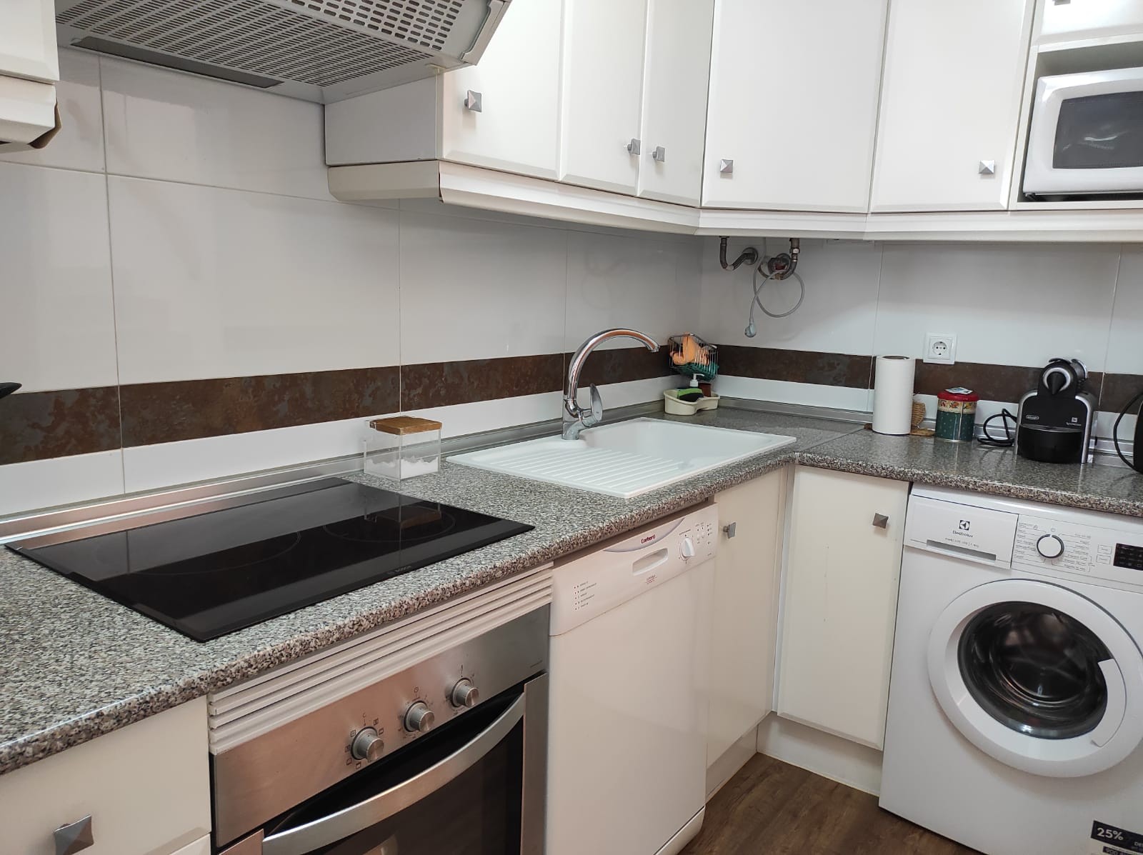 2 Bed, 1 Bath, ApartmentFor Sale, Mil Palmeras, Alicante