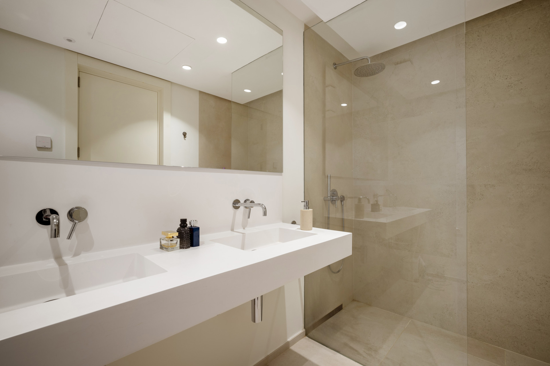 3 Bed, 2 Bath, ApartmentFor Sale, Ojén, Malaga