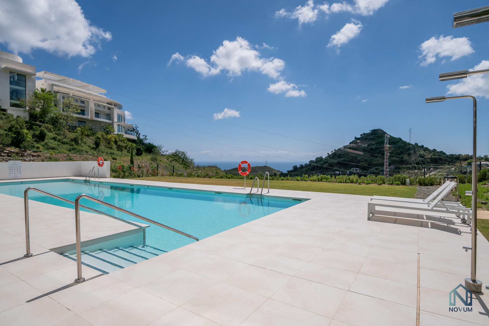 3 Bed, 2 Bath, ApartmentFor Sale, Ojén, Malaga