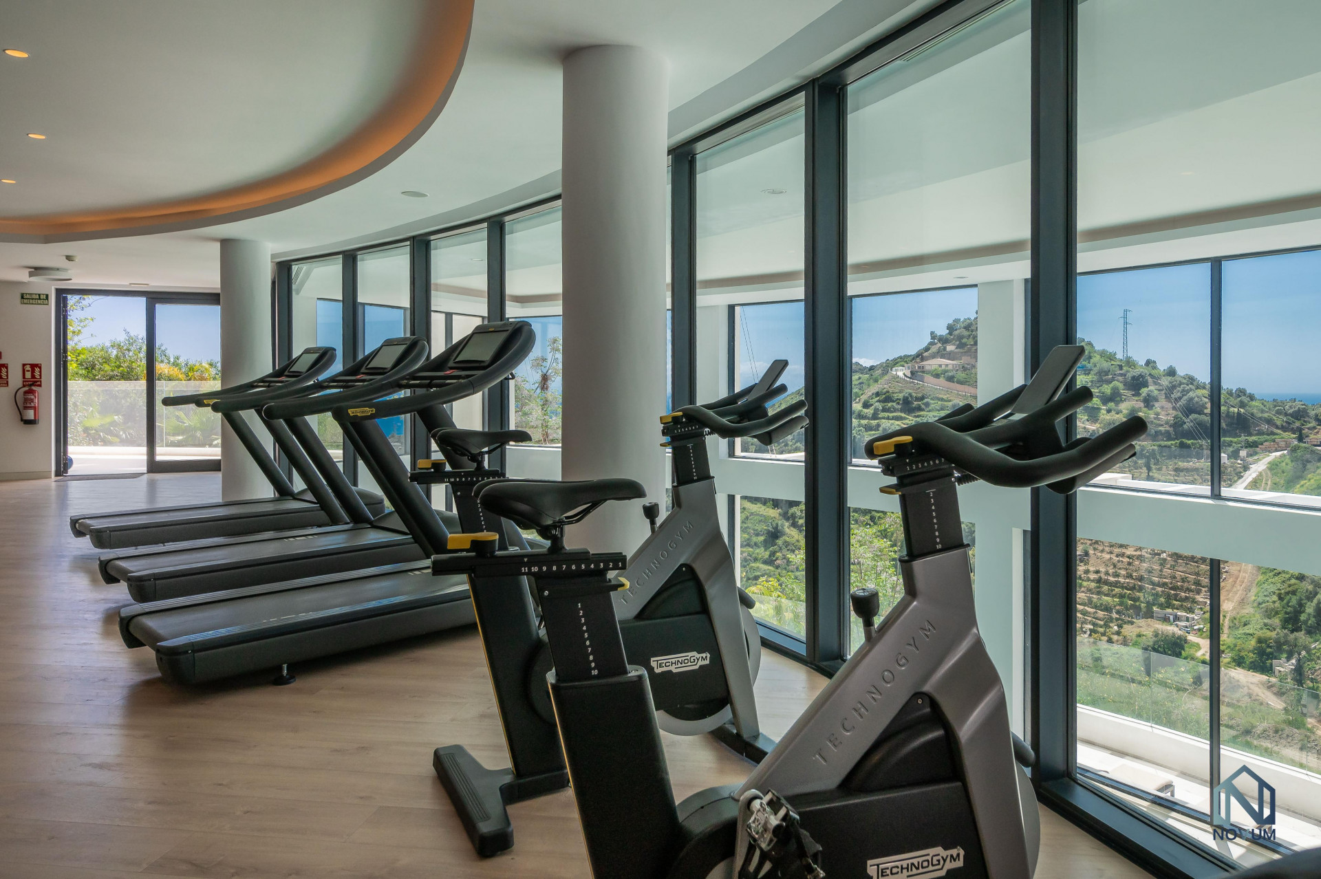 3 Bed, 2 Bath, ApartmentFor Sale, Ojén, Malaga