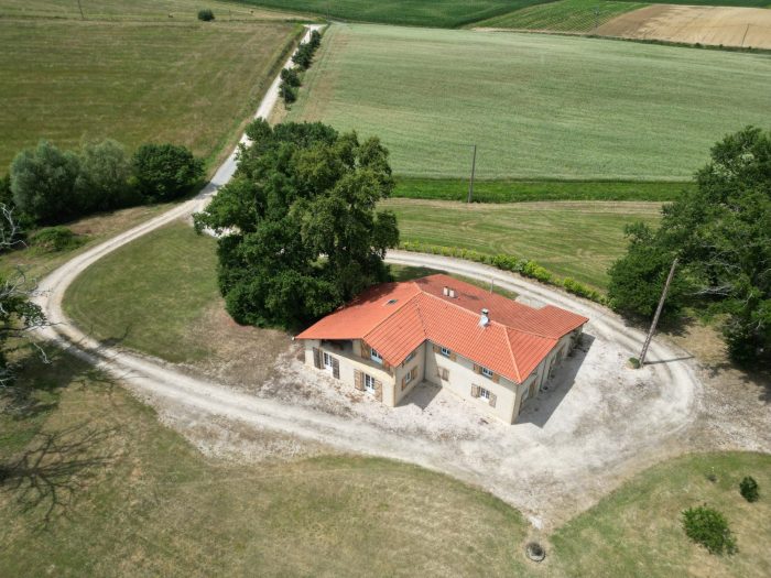 3 Bed, 1 Bath, HouseFor Sale, Barcugnan, Gers, Midi-Pyrenees, 32170