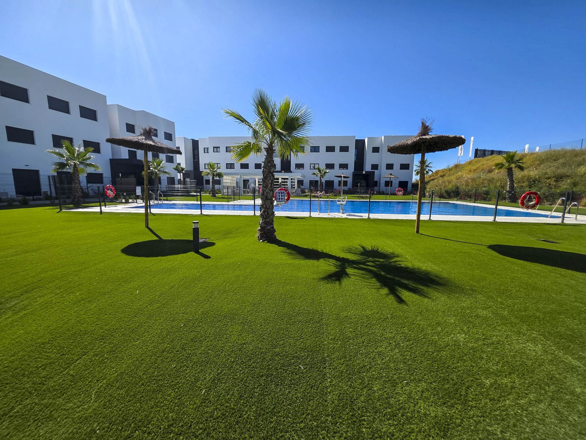 2 Bed, 2 Bath, ApartmentFor Sale, Estepona, Malaga