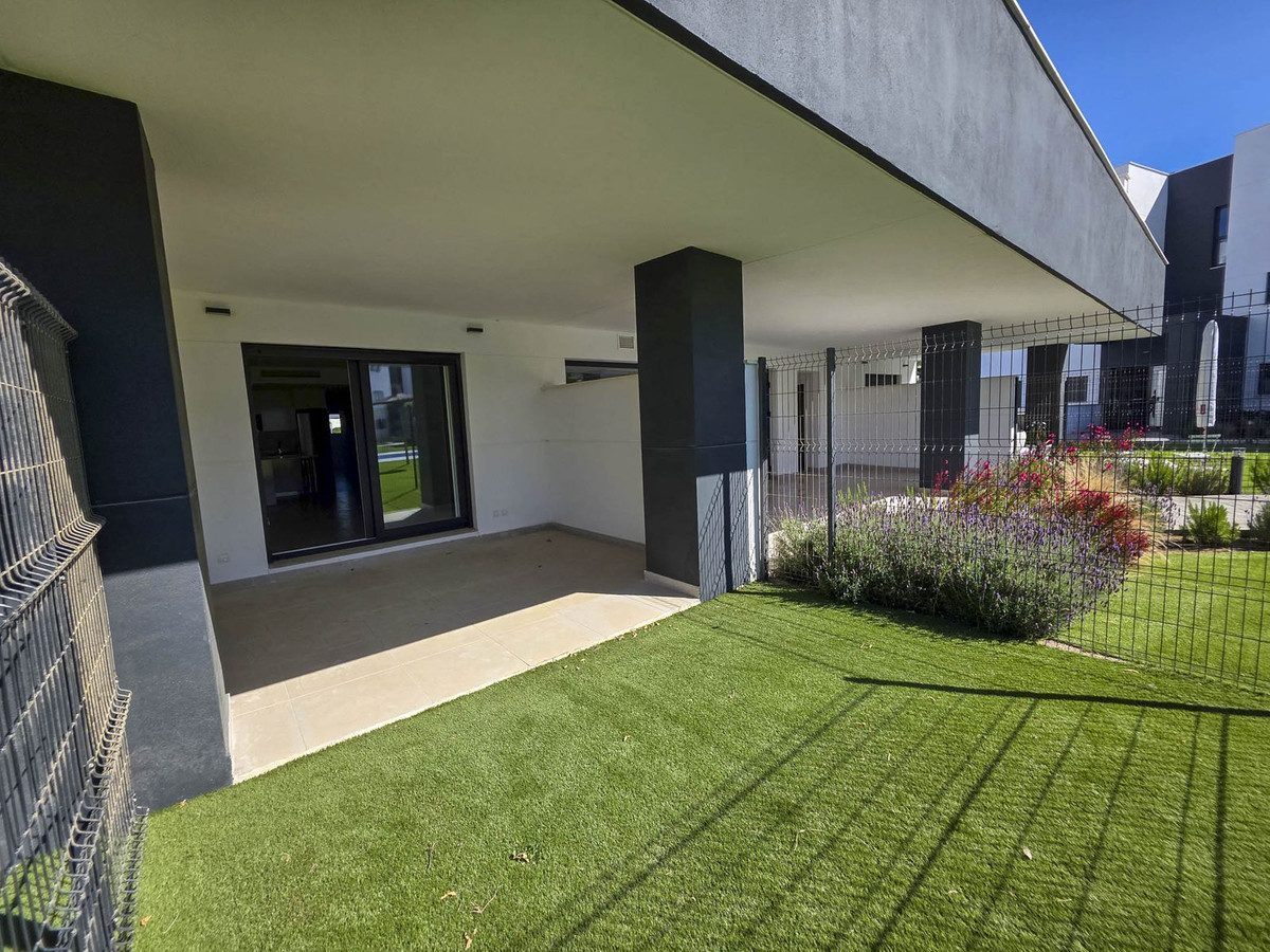 2 Bed, 2 Bath, ApartmentFor Sale, Estepona, Malaga