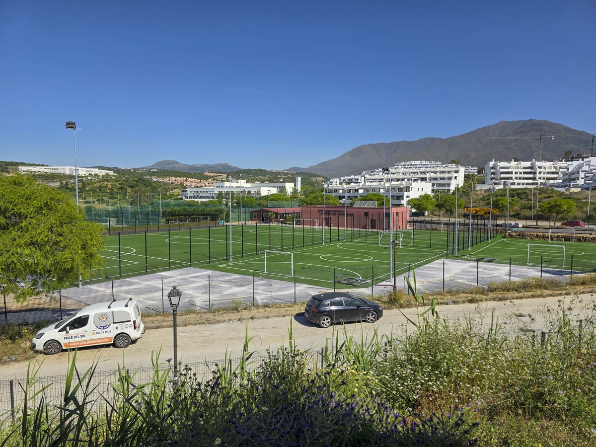 2 Bed, 2 Bath, ApartmentFor Sale, Estepona, Malaga