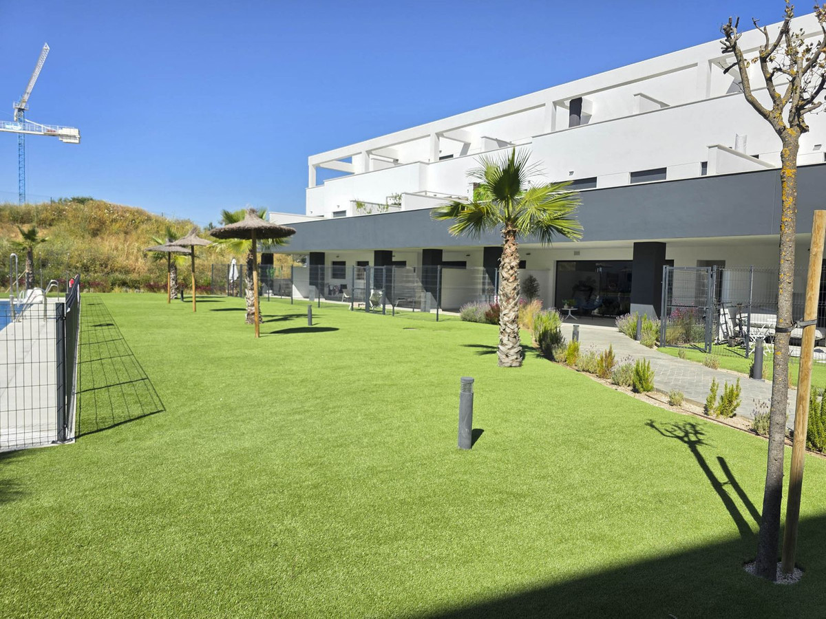 2 Bed, 2 Bath, ApartmentFor Sale, Estepona, Malaga