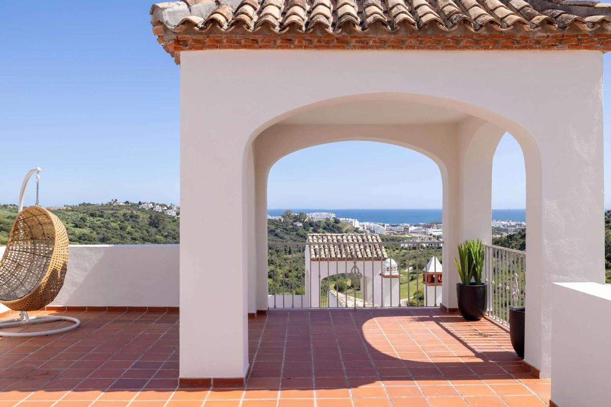 3 Bed, 2 Bath, HouseFor Sale, Estepona, Costa del Sol