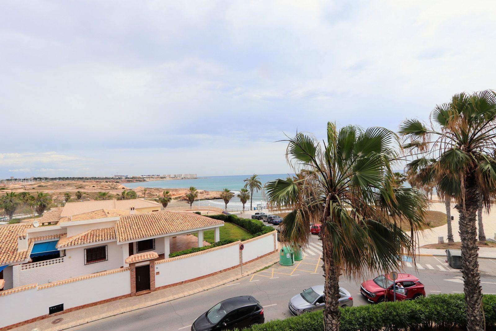 3 Bed, 2 Bath, ApartmentFor Sale, Torrevieja, Alicante