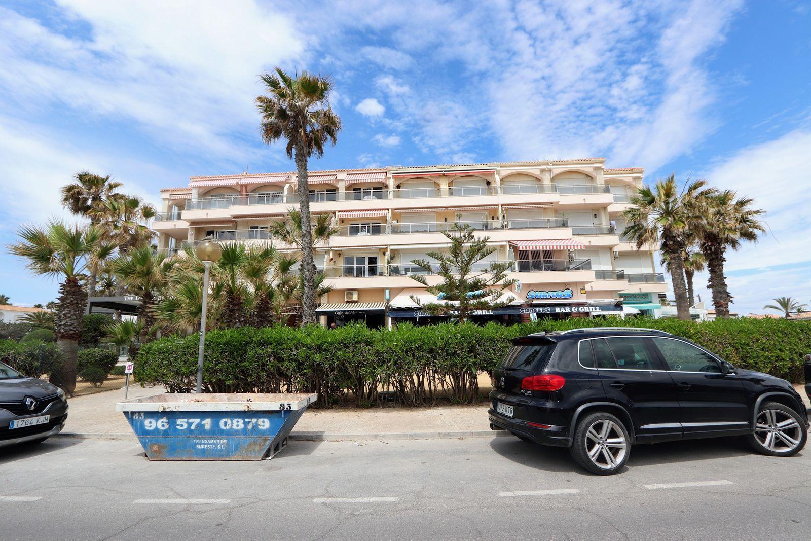 3 Bed, 2 Bath, ApartmentFor Sale, Torrevieja, Alicante
