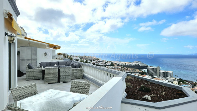 2 Bed, 2 Bath, ApartmentFor Sale, Club II, Acantilados de Los Gigantes