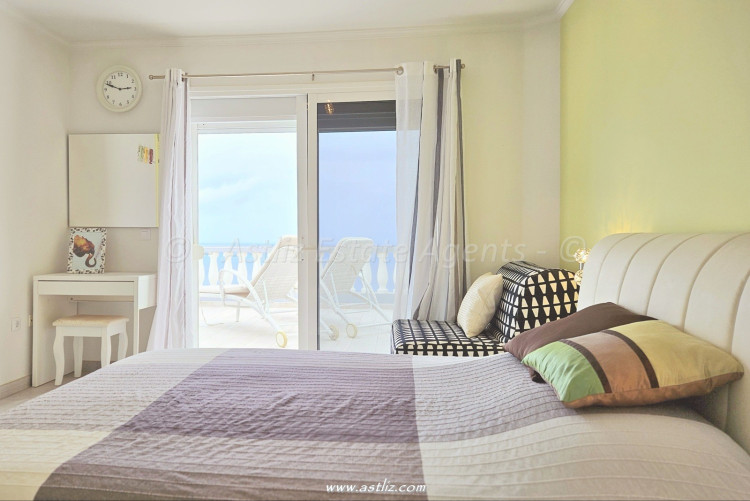 2 Bed, 2 Bath, ApartmentFor Sale, Club II, Acantilados de Los Gigantes
