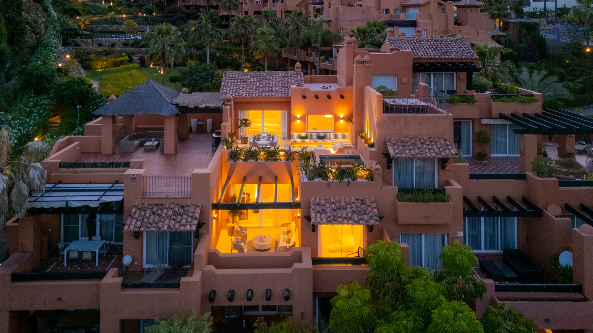 4 Bed, 3 Bath, HouseFor Sale, Marbella, Malaga