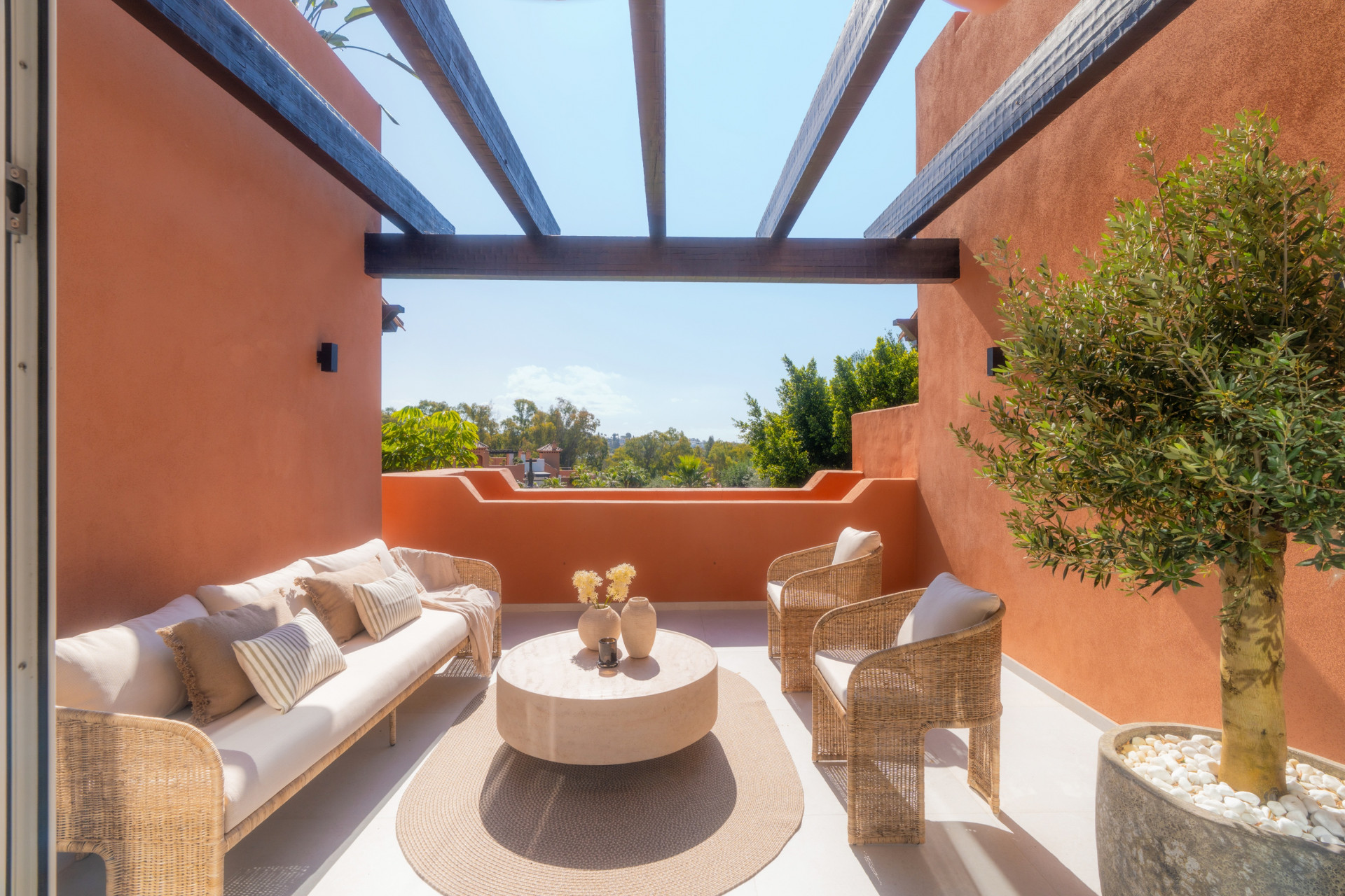 4 Bed, 3 Bath, HouseFor Sale, Marbella, Malaga