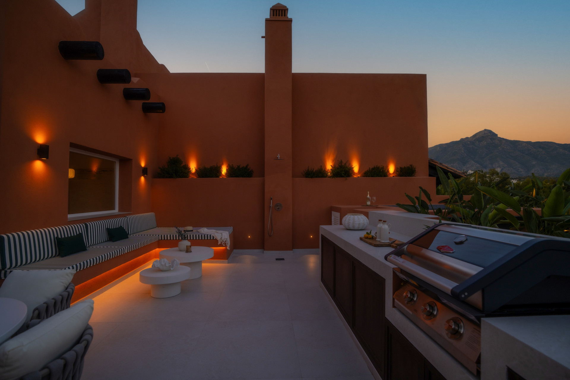 4 Bed, 3 Bath, HouseFor Sale, Marbella, Malaga