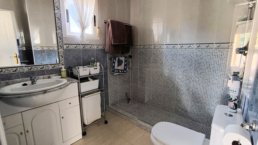 3 Bed, 2 Bath, HouseFor Sale, Guardamar Del Segura, Alicante