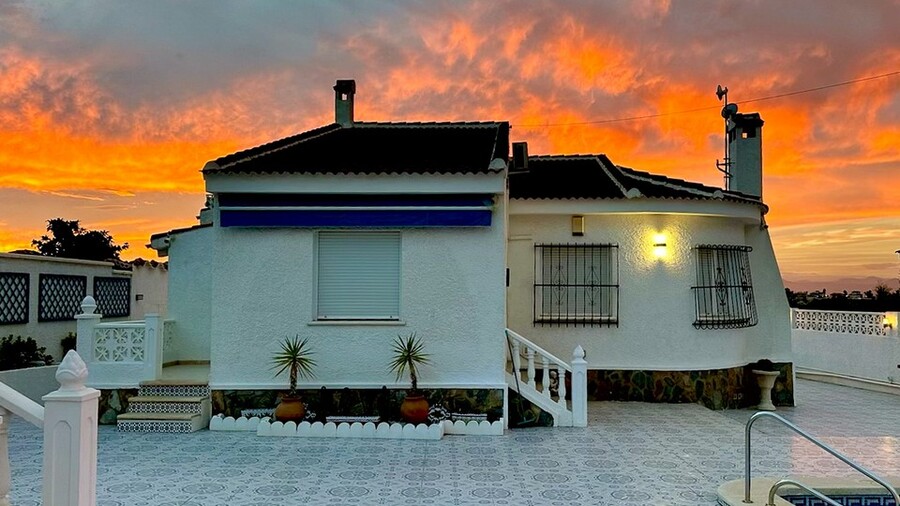 3 Bed, 2 Bath, HouseFor Sale, Ciudad Quesada, Alicante