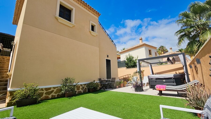 3 Bed, 2 Bath, HouseFor Sale, Ciudad Quesada, Alicante