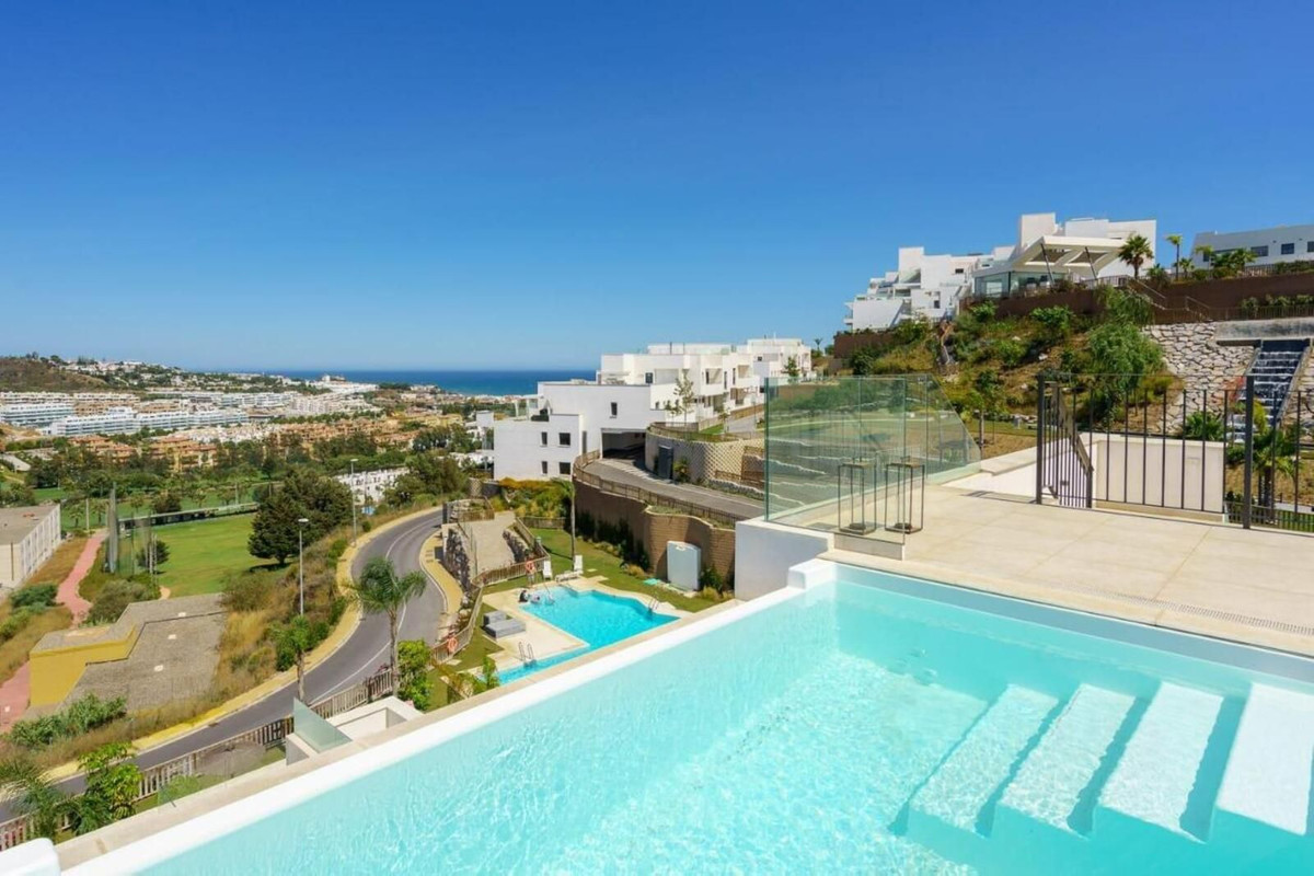 4 Bed, 3 Bath, ApartmentFor Sale, La Cala de Mijas, Malaga