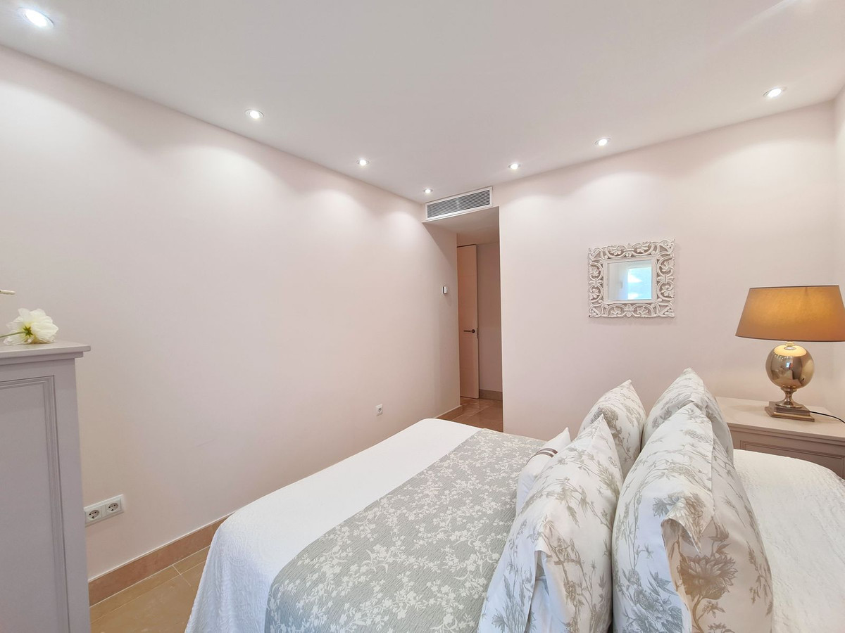 3 Bed, 3 Bath, ApartmentFor Sale, Punta Chullera, Malaga