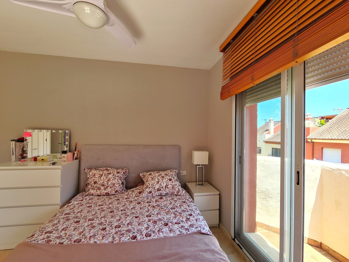 3 Bed, 2 Bath, HouseFor Sale, Estepona, Malaga