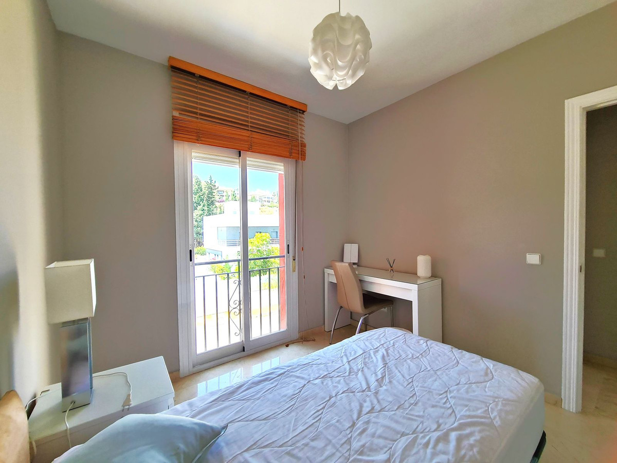 3 Bed, 2 Bath, HouseFor Sale, Estepona, Malaga