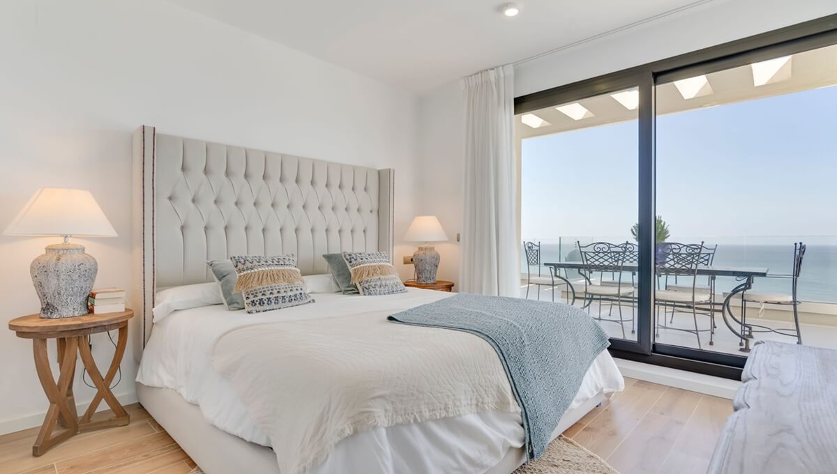 3 Bed, 2 Bath, ApartmentFor Sale, La Alcaidesa, Malaga