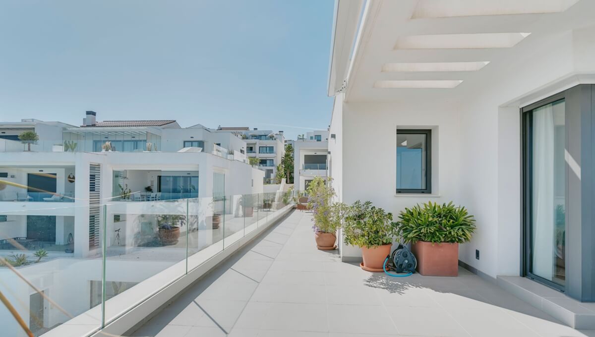 3 Bed, 2 Bath, ApartmentFor Sale, La Alcaidesa, Malaga