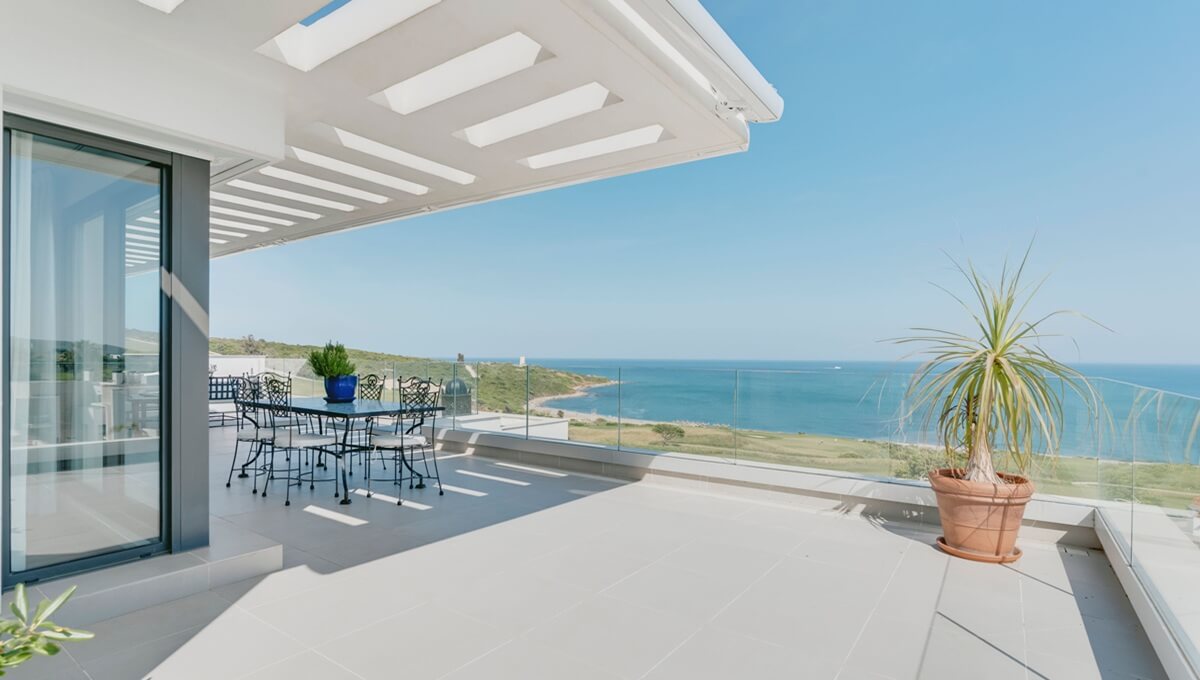 3 Bed, 2 Bath, ApartmentFor Sale, La Alcaidesa, Malaga