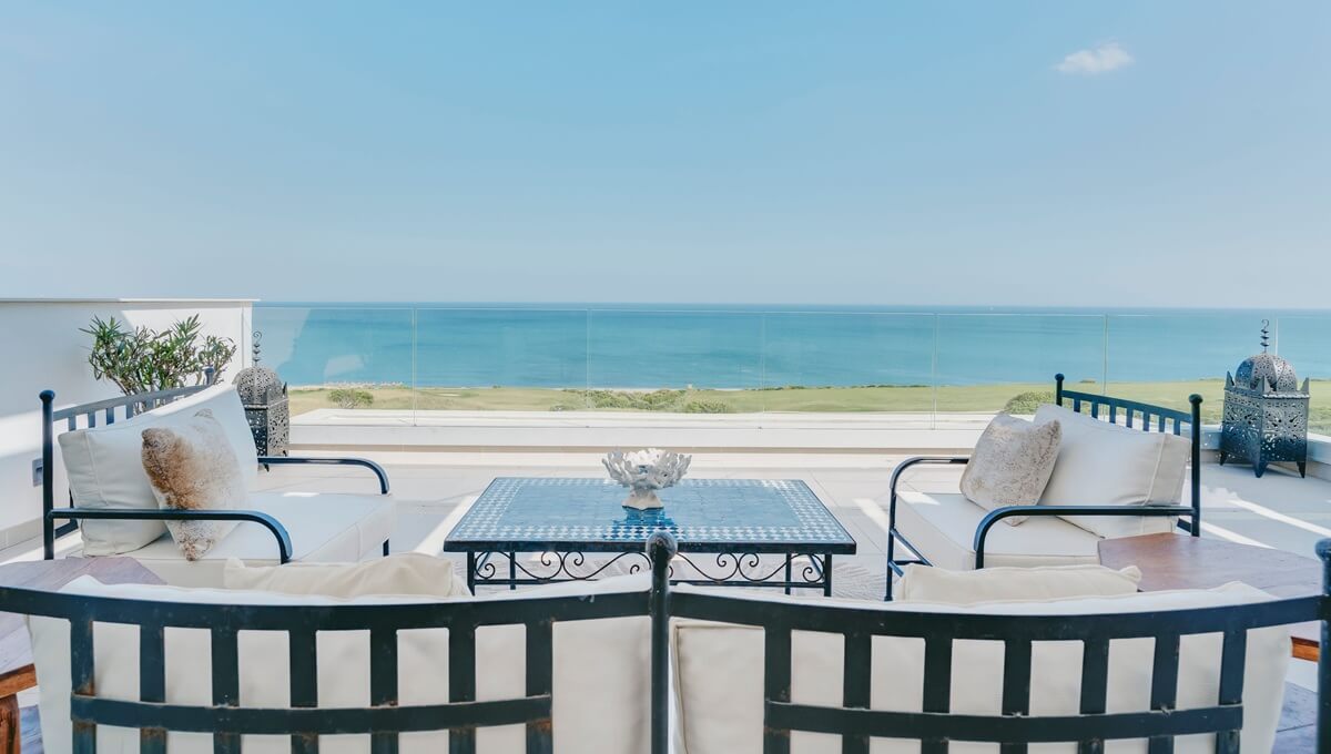 3 Bed, 2 Bath, ApartmentFor Sale, La Alcaidesa, Malaga