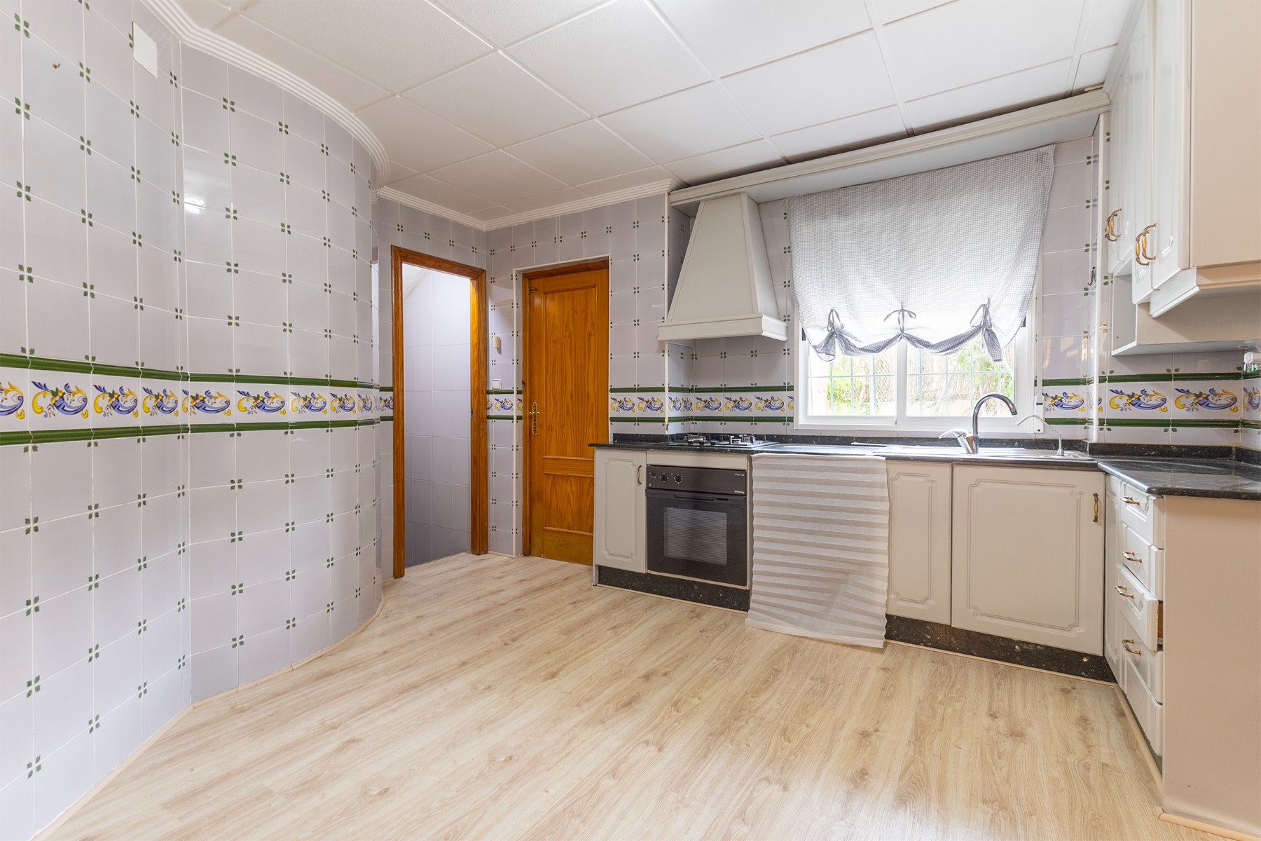 5 Bed, 3 Bath, HouseFor Sale, Orihuela, Alicante