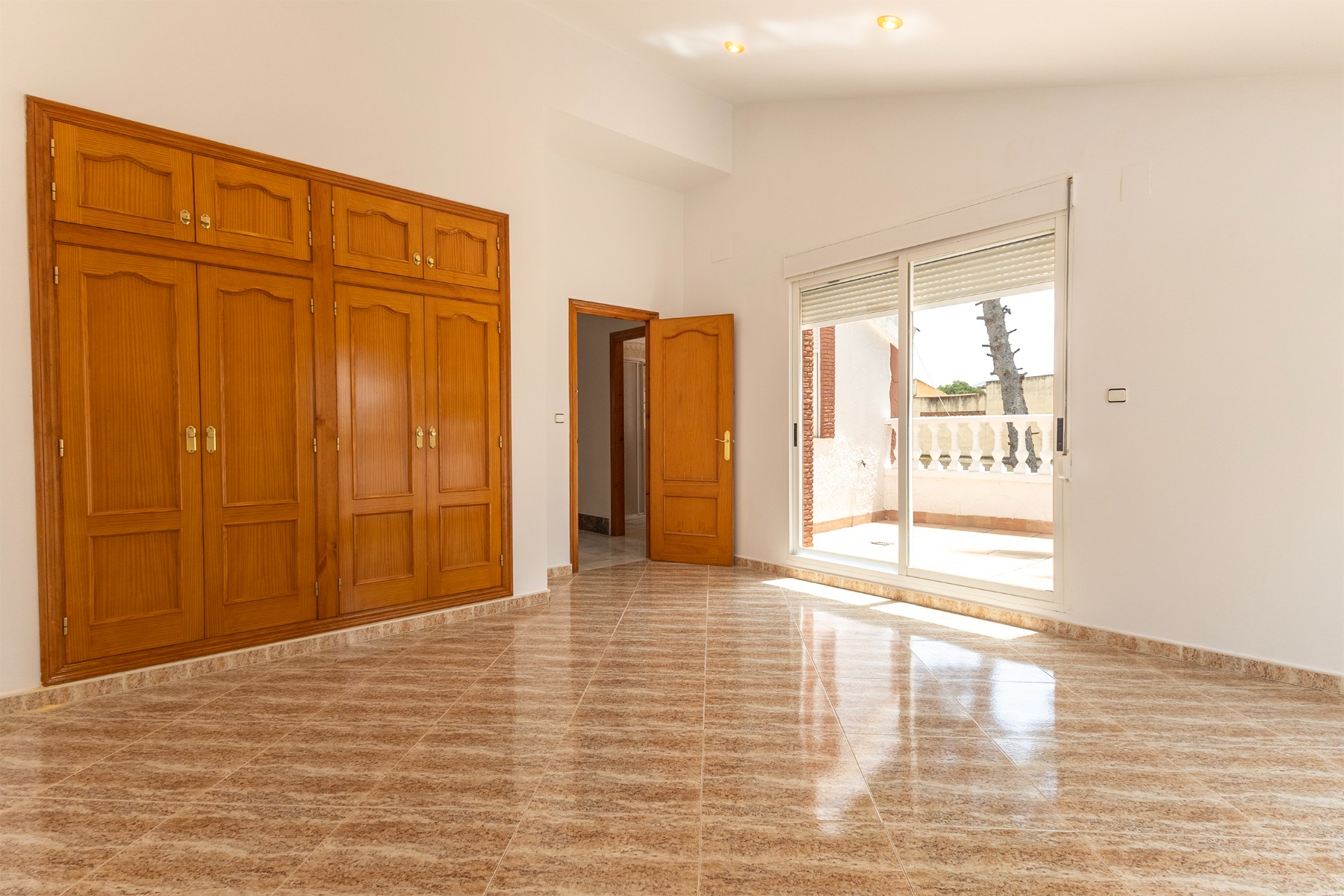 5 Bed, 3 Bath, HouseFor Sale, Orihuela, Alicante