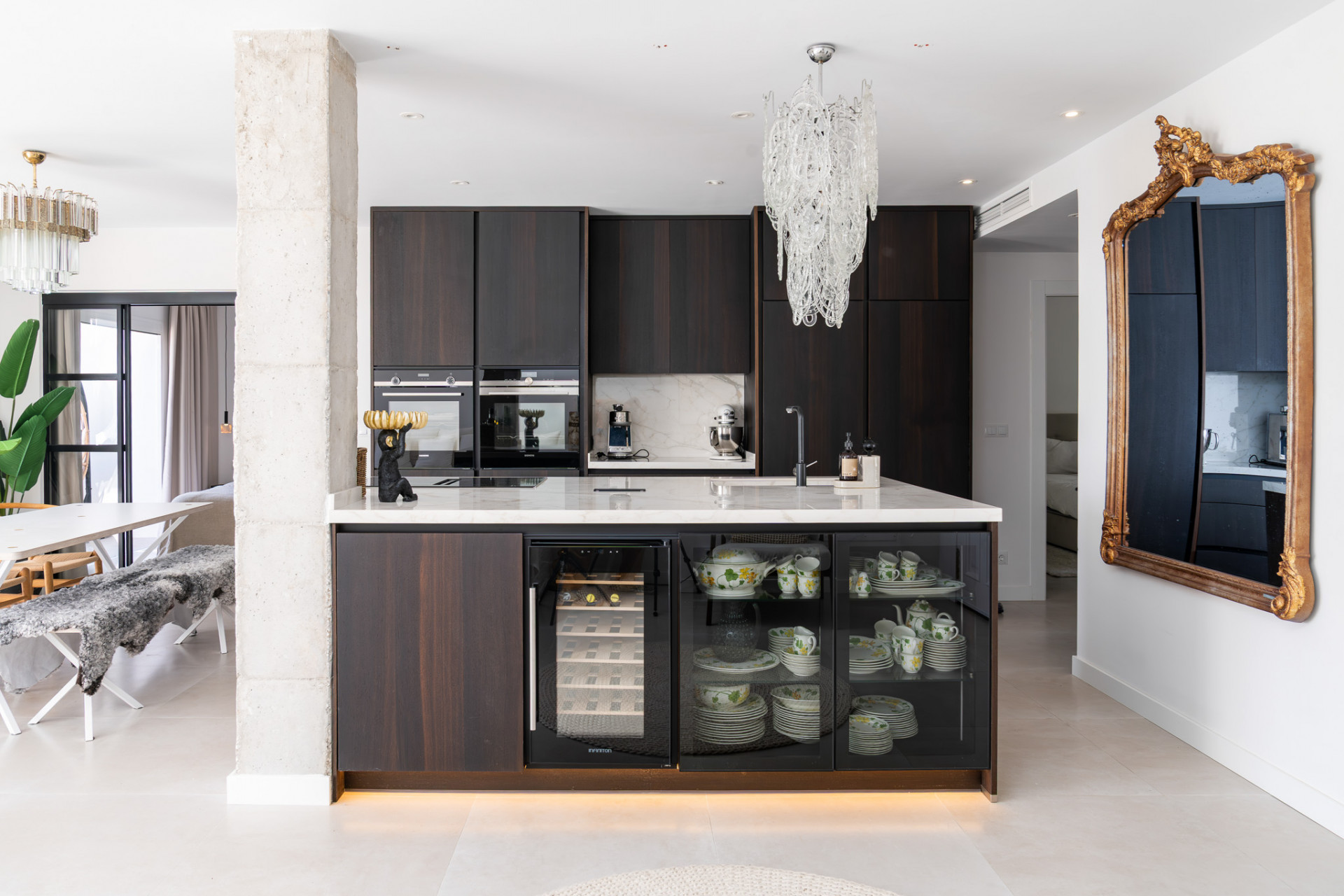 3 Bed, 2 Bath, ApartmentFor Sale, Benahavis, Malaga