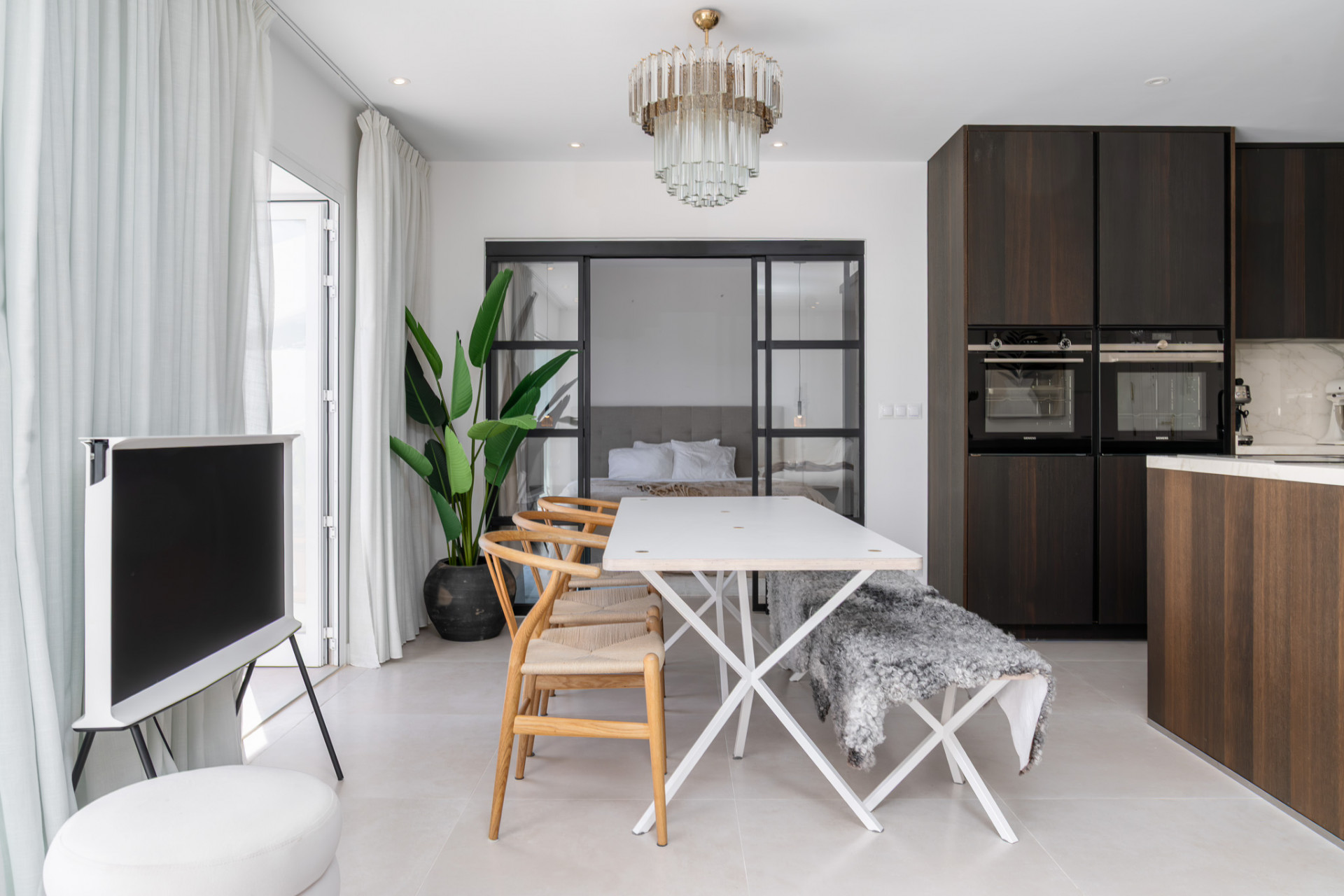 3 Bed, 2 Bath, ApartmentFor Sale, Benahavis, Malaga